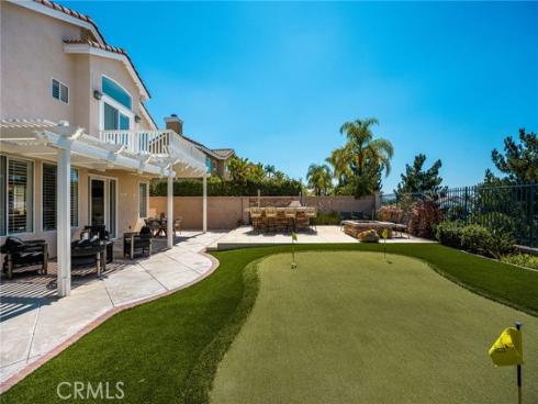 25  La Perla  , Lake Forest, CA