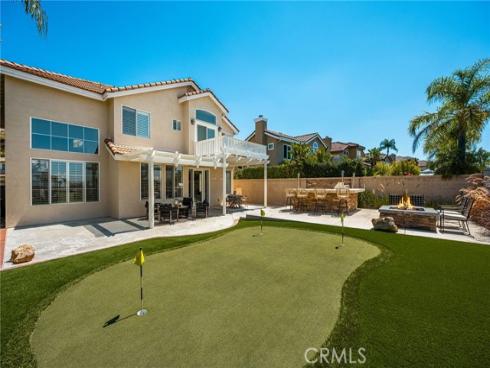 25  La Perla  , Lake Forest, CA
