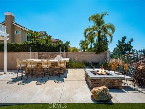 25  La Perla  , Lake Forest, CA