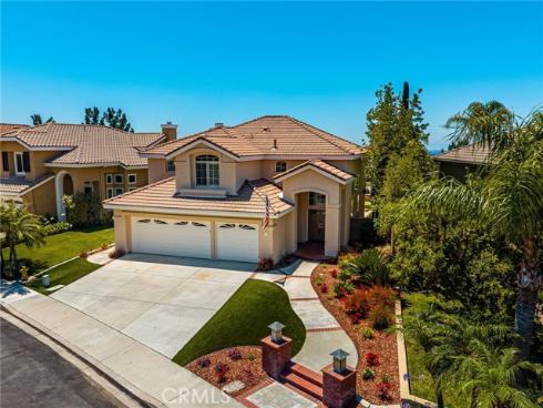 25  La Perla  , Lake Forest, CA