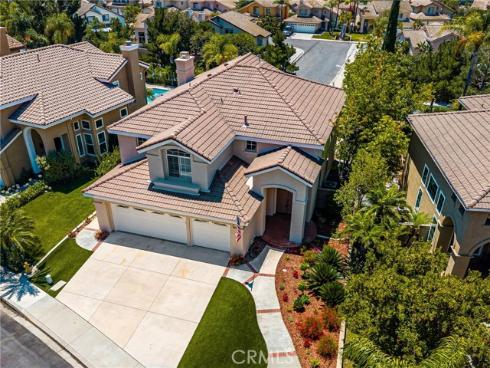 25  La Perla  , Lake Forest, CA