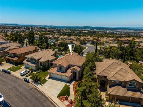 25  La Perla  , Lake Forest, CA