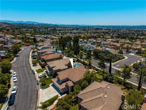 25  La Perla  , Lake Forest, CA