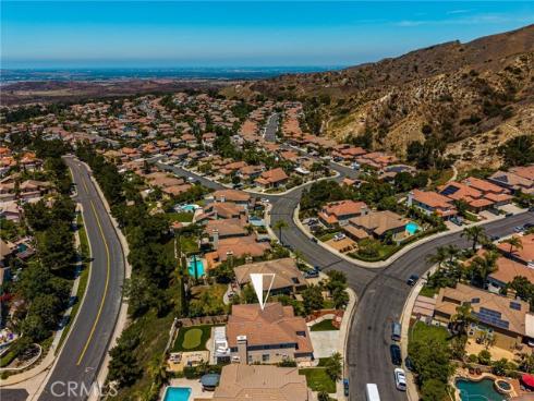 25  La Perla  , Lake Forest, CA
