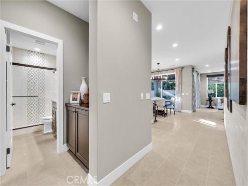 1164 Portola Oaks Dr , Lake Forest, CA