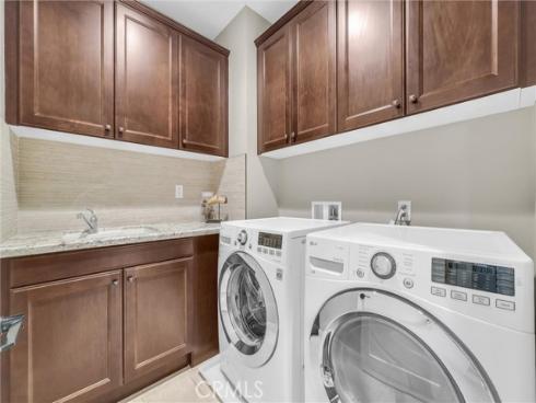 1164 Portola Oaks Dr , Lake Forest, CA