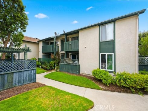 23292 Orange 6 Avenue, Lake Forest, CA