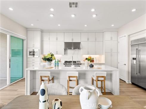 100  Walworth  , Lake Forest, CA