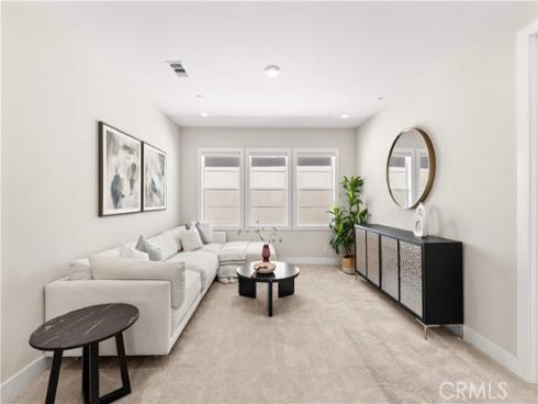 100  Walworth  , Lake Forest, CA