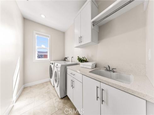 100  Walworth  , Lake Forest, CA