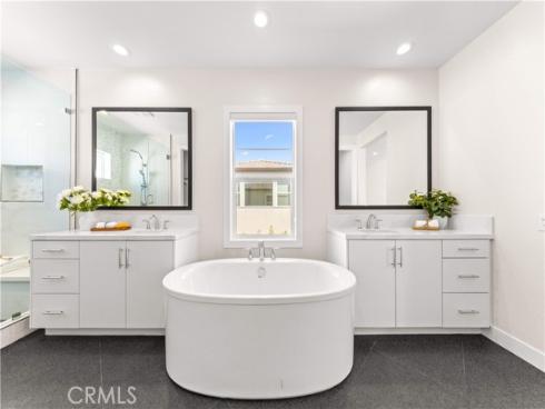100  Walworth  , Lake Forest, CA
