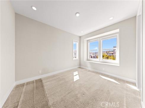 100  Walworth  , Lake Forest, CA