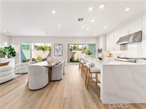 100  Walworth  , Lake Forest, CA