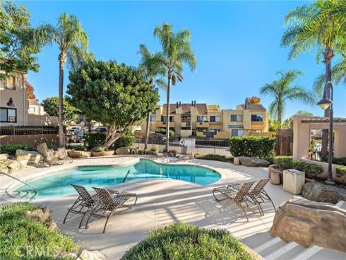 25761 Le Parc 82 , Lake Forest, CA