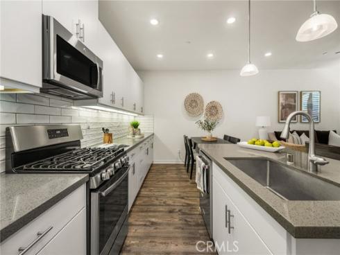 32  Savannah  , Lake Forest, CA