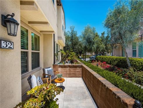 32  Savannah  , Lake Forest, CA