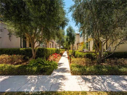 32  Savannah  , Lake Forest, CA