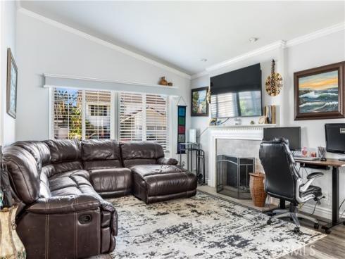 26515 Kari Brook , Lake Forest, CA