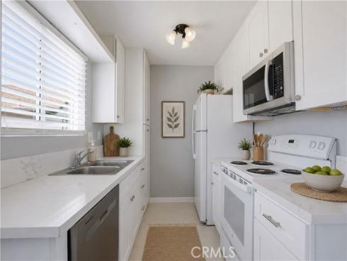 23232 orange av 2 , Lake Forest, CA