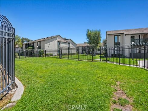 23232 orange av 2 , Lake Forest, CA