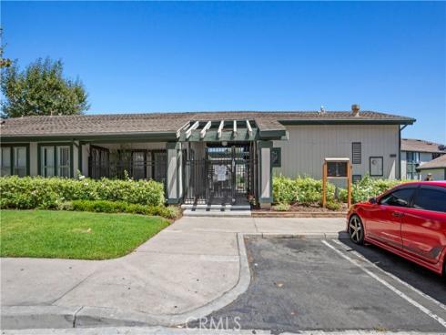 23232 orange av 2 , Lake Forest, CA