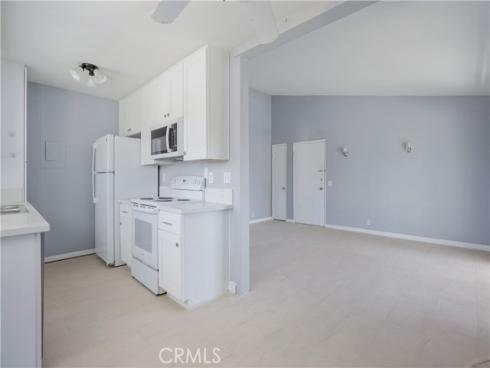 23232 orange av 2 , Lake Forest, CA
