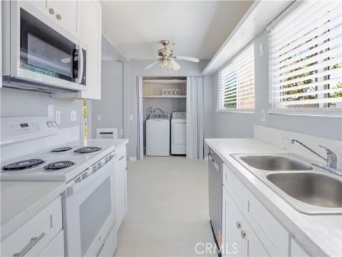 23232 orange av 2 , Lake Forest, CA