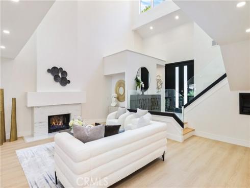 24802 Forest Knoll , Lake Forest, CA