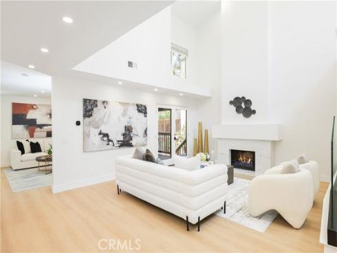 24802 Forest Knoll , Lake Forest, CA