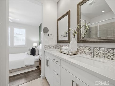 119 Wild Rose , Lake Forest, CA