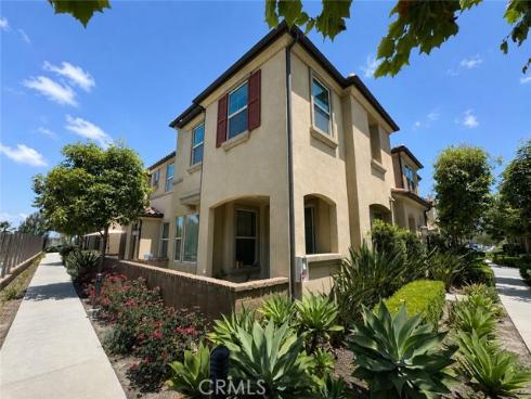 46  Finch  , Lake Forest, CA