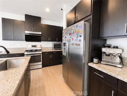 46  Finch  , Lake Forest, CA