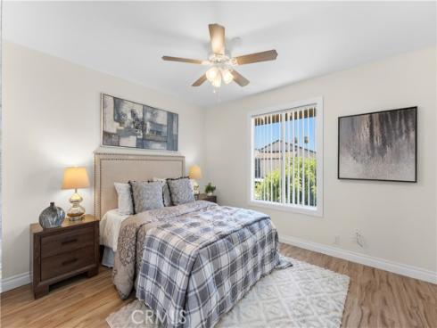 23282 Orange 6 Avenue, Lake Forest, CA