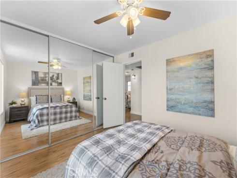 23282 Orange 6 Avenue, Lake Forest, CA