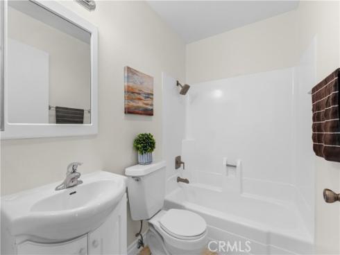 23282 Orange 6 Avenue, Lake Forest, CA
