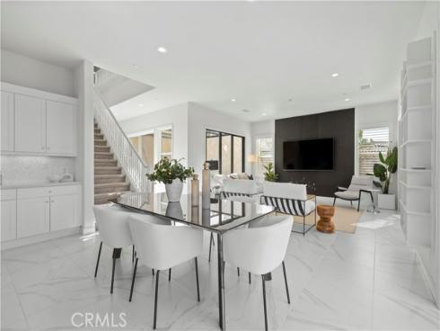 37  Caspian  , Lake Forest, CA