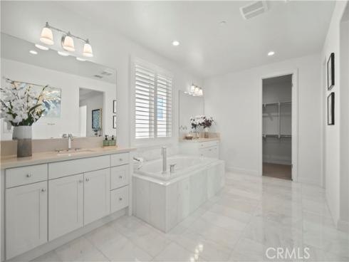 37  Caspian  , Lake Forest, CA