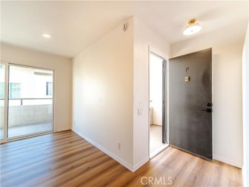 21951 Rimhurst 202 Drive, Lake Forest, CA