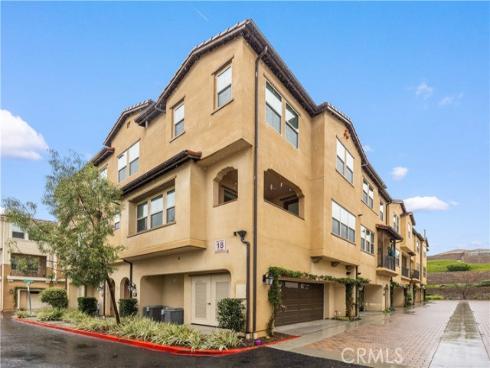 207  Winterbrook  , Lake Forest, CA
