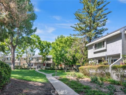 26347 Spring Creek Circle , Lake Forest, CA
