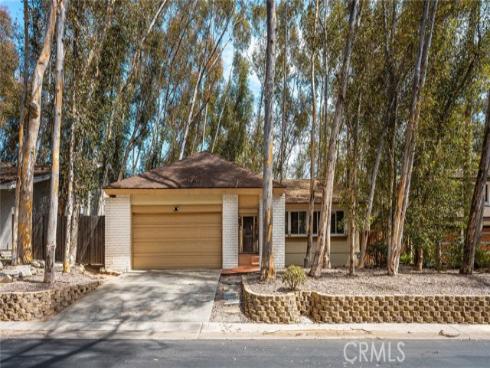 22572 Charwood Circle