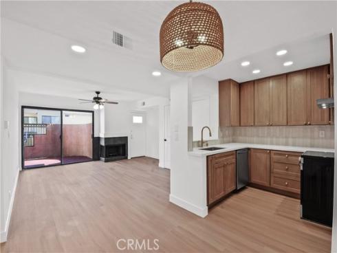 25761 Le Parc 9 , Lake Forest, CA