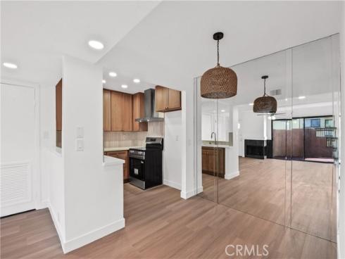 25761 Le Parc 9 , Lake Forest, CA