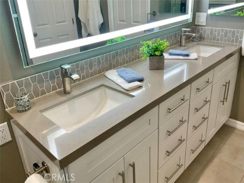 25341 Cheyenne , Lake Forest, CA