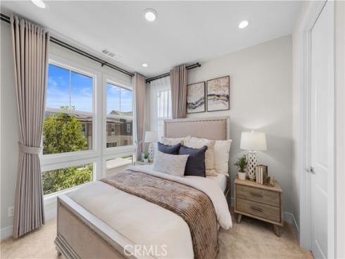 321 Burwood , Lake Forest, CA