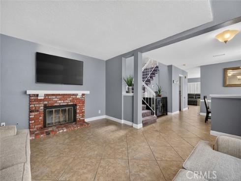 21056 Champlain , Lake Forest, CA