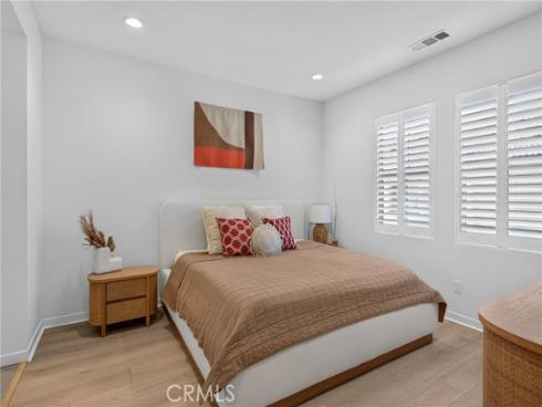 604 White Oaks , Lake Forest, CA