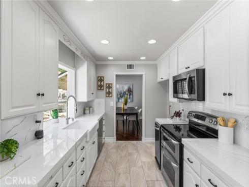25805 Chapel Hill , Lake Forest, CA