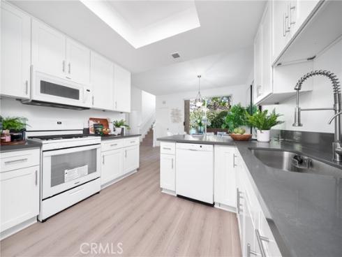 19431 Rue De Valore 38B , Lake Forest, CA