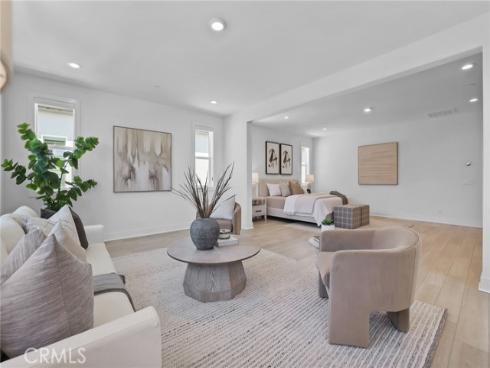 121 Sweet Juniper , Lake Forest, CA